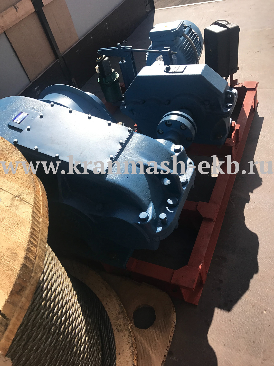 Лебедка маневровая ЛЭМ-10Ш1 Лебедка маневровая ЛЭМ-10Ш2